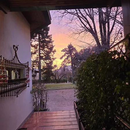 Bed & Breakfast Paradis 4*