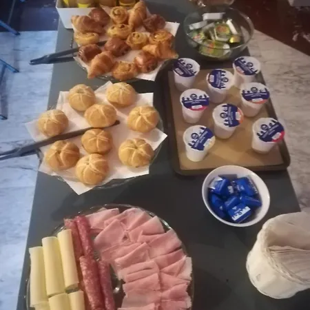 Alojamento de Acomodação e Pequeno-almoço Paradis Airuno