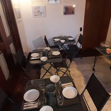 Alojamento de Acomodação e Pequeno-almoço Paradis 4*