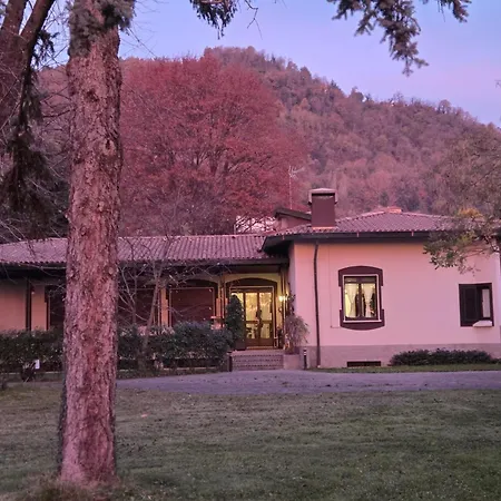 Paradis Panzió 4*